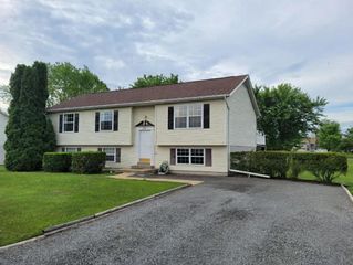 6918 MAPLEWOOD DR, Bealeton, VA 22712