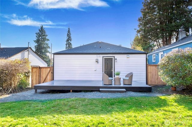 3538 SW Southern Street, Seattle, WA 98126