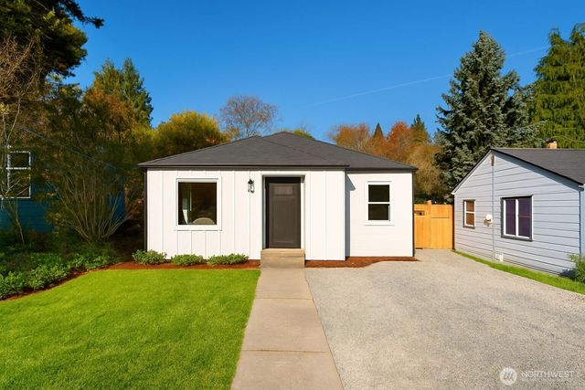 3538 SW Southern Street, Seattle, WA 98126