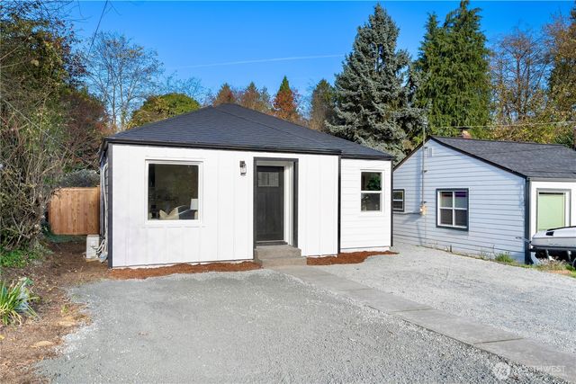 3538 SW Southern Street, Seattle, WA 98126