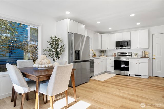 3538 SW Southern Street, Seattle, WA 98126