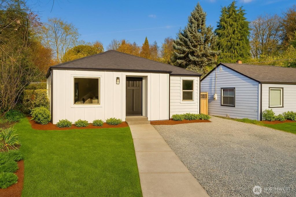 3538 SW Southern Street, Seattle, WA 98126