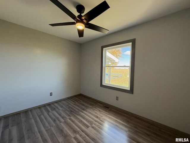 403 S KELLY Street, Alexis, IL 61412