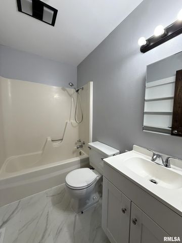 403 S KELLY Street, Alexis, IL 61412