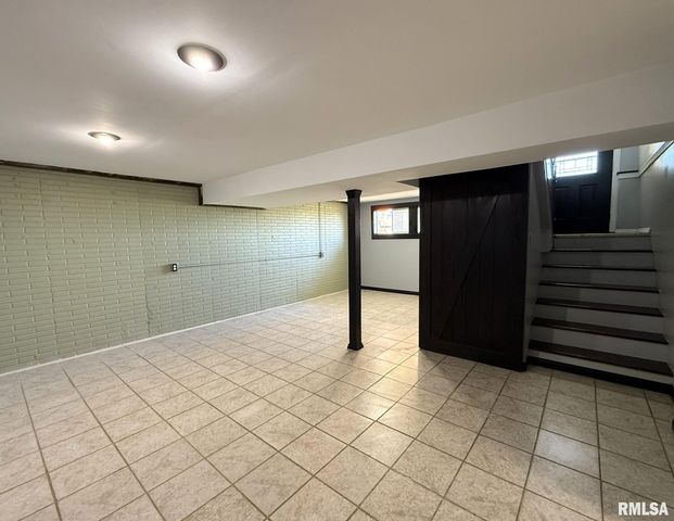 403 S KELLY Street, Alexis, IL 61412