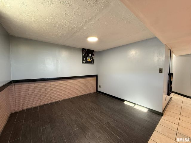 403 S KELLY Street, Alexis, IL 61412