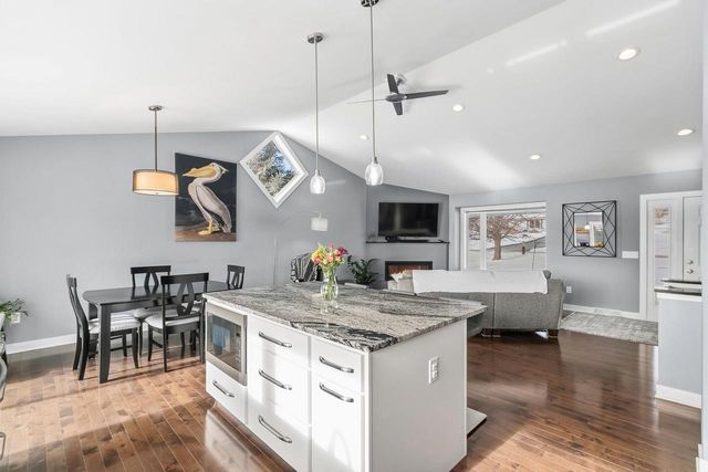 640 Mooreland Circle, Portage, WI 53901