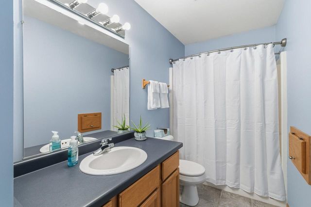 640 Mooreland Circle, Portage, WI 53901