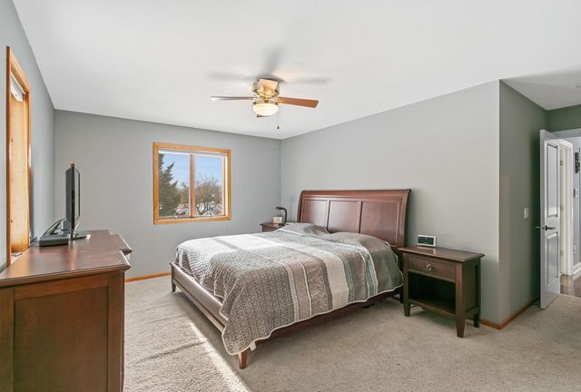 640 Mooreland Circle, Portage, WI 53901