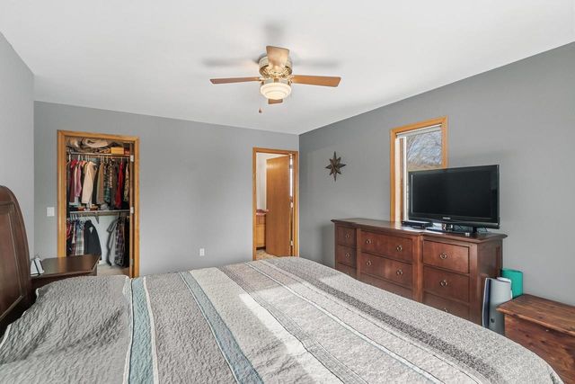 640 Mooreland Circle, Portage, WI 53901