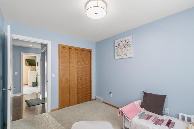 640 Mooreland Circle, Portage, WI 53901