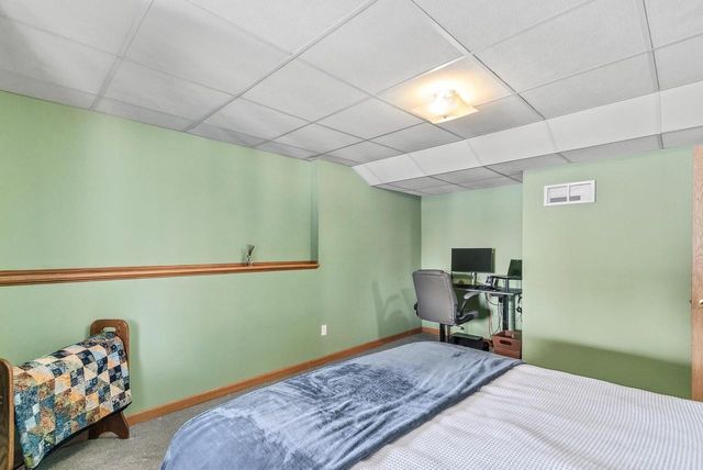 640 Mooreland Circle, Portage, WI 53901