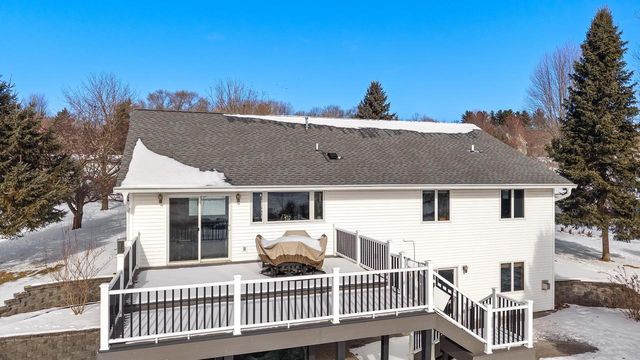 640 Mooreland Circle, Portage, WI 53901