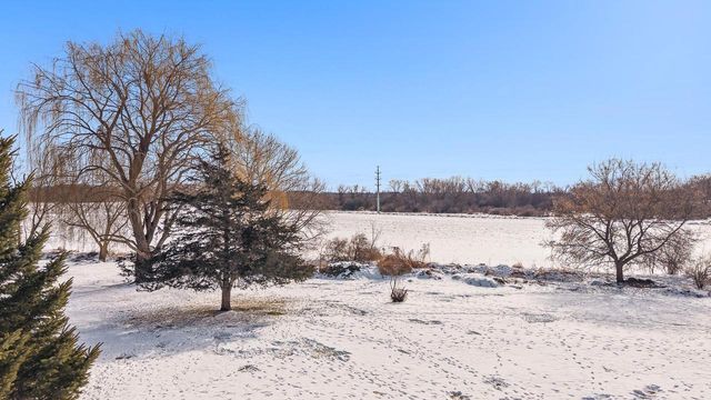 640 Mooreland Circle, Portage, WI 53901