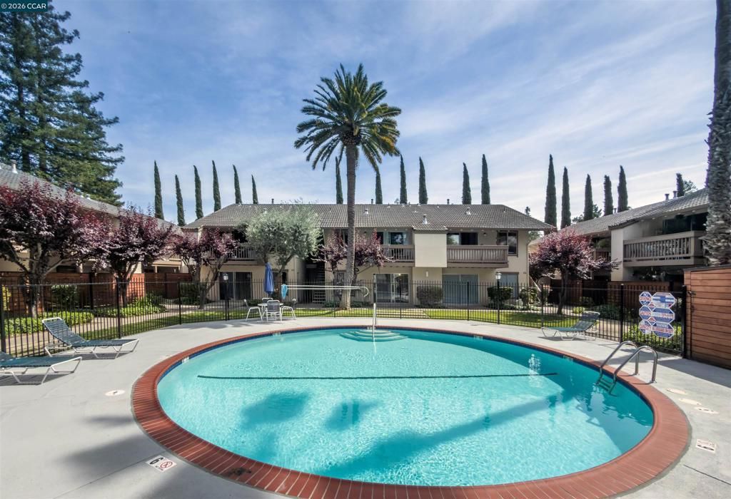 Image 19 of property listing at 2738 Oak Rd 161, Walnut Creek, CA 94597