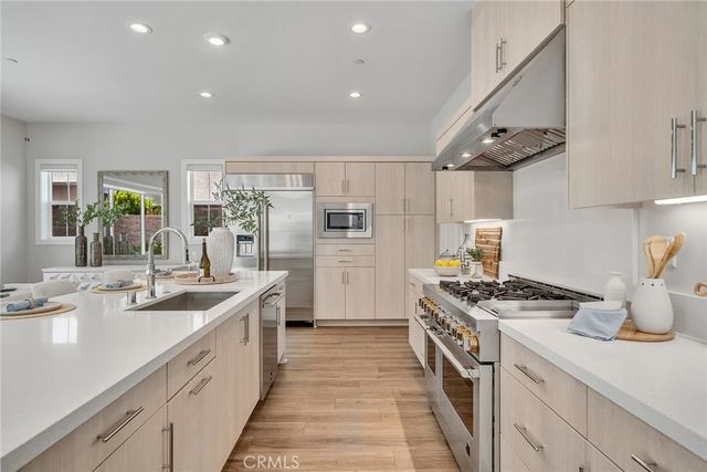 140 Walworth, Lake Forest, CA 92630