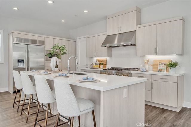 140 Walworth, Lake Forest, CA 92630