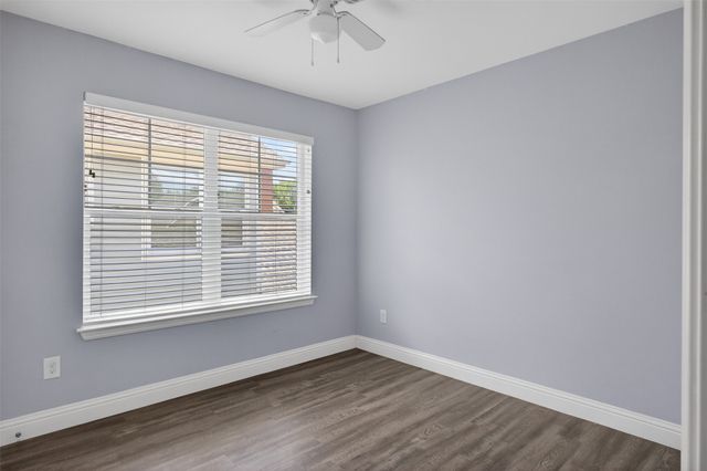 410 Fulton Street 102, Denton, TX 76201