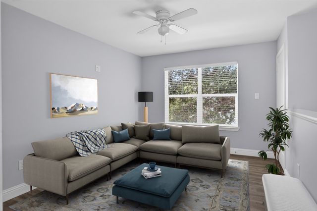 410 Fulton Street 102, Denton, TX 76201