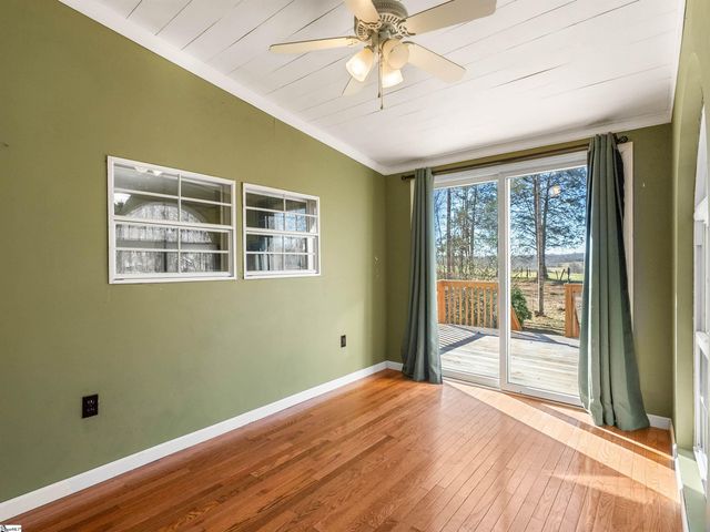 2740 Highway 414, Taylors, SC 29687