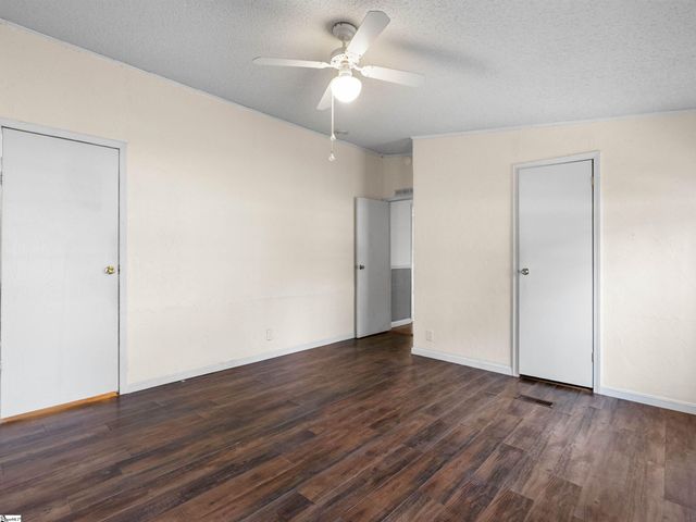 2740 Highway 414, Taylors, SC 29687