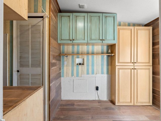 2740 Highway 414, Taylors, SC 29687