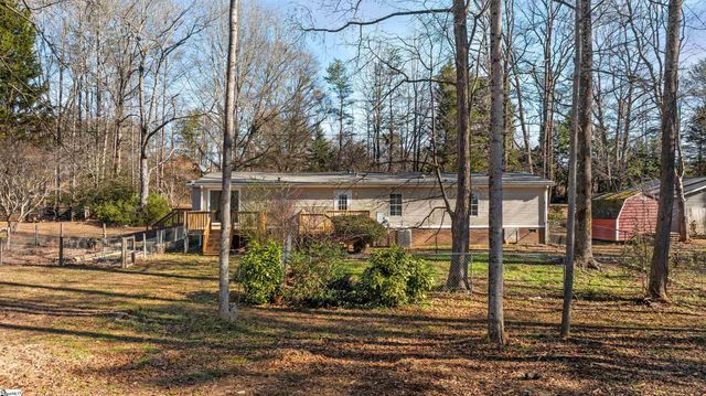 2740 Highway 414, Taylors, SC 29687