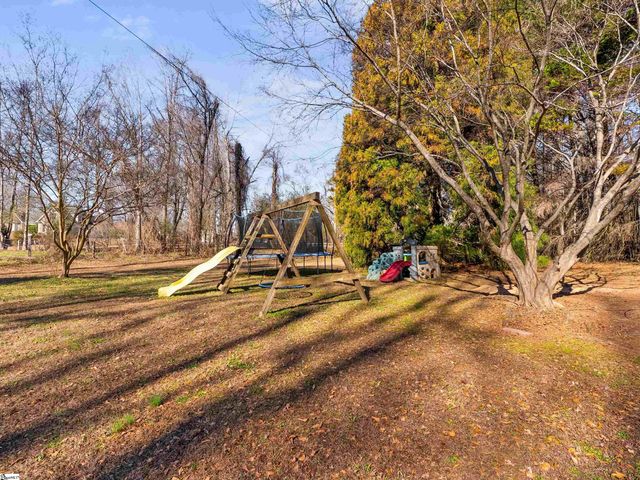 2740 Highway 414, Taylors, SC 29687