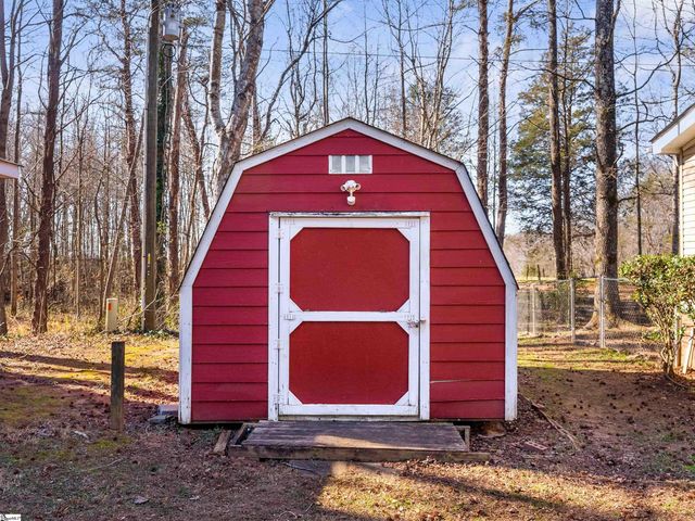 2740 Highway 414, Taylors, SC 29687