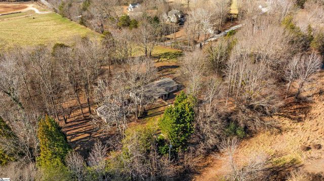 2740 Highway 414, Taylors, SC 29687