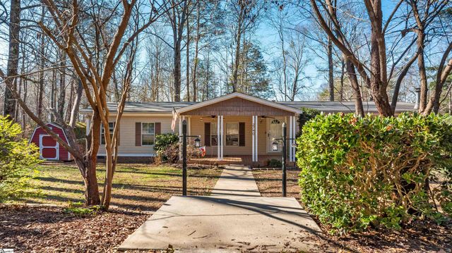 2740 Highway 414, Taylors, SC 29687