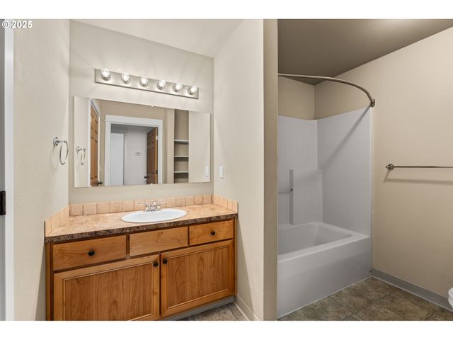 14019 Ne 20TH Ave G55, Vancouver, WA 98686