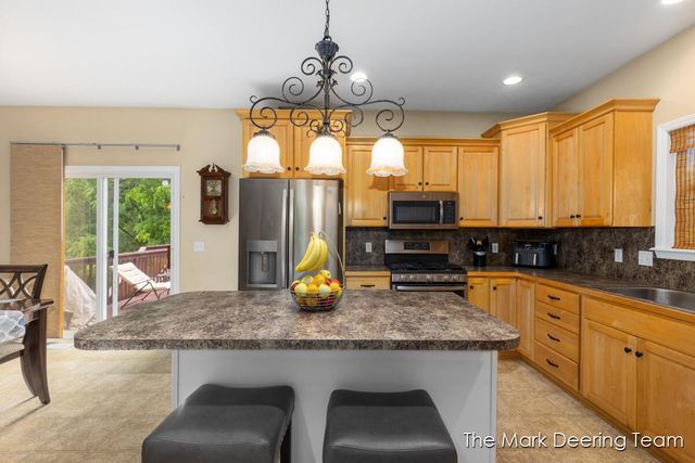 3127 Royal Hannah Drive Ne, Algoma Twp, MI 49341