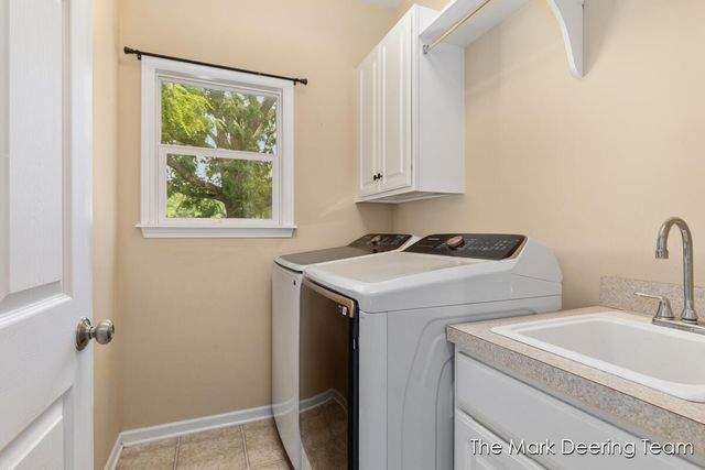 3127 Royal Hannah Drive Ne, Algoma Twp, MI 49341