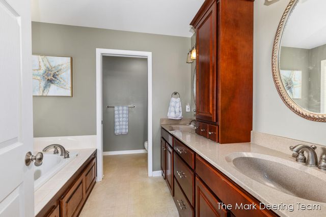 3127 Royal Hannah Drive Ne, Algoma Twp, MI 49341