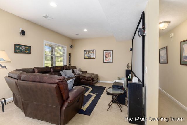 3127 Royal Hannah Drive Ne, Algoma Twp, MI 49341
