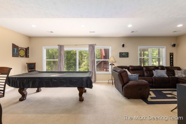 3127 Royal Hannah Drive Ne, Algoma Twp, MI 49341