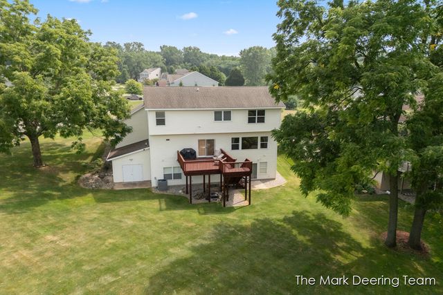 3127 Royal Hannah Drive Ne, Algoma Twp, MI 49341