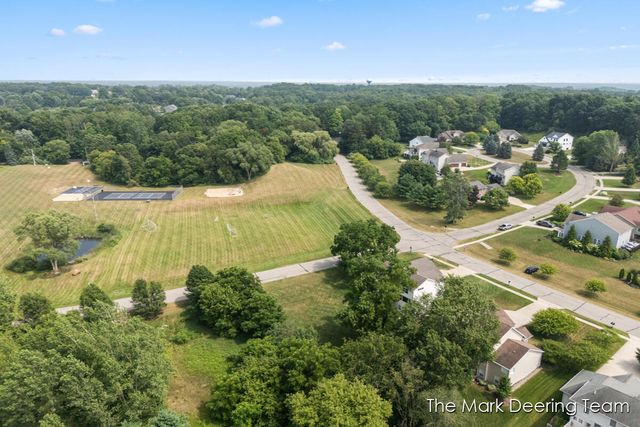 3127 Royal Hannah Drive Ne, Algoma Twp, MI 49341