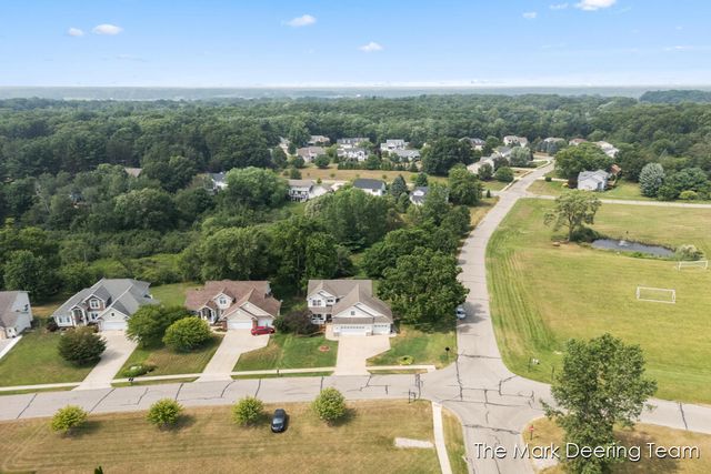 3127 Royal Hannah Drive Ne, Algoma Twp, MI 49341