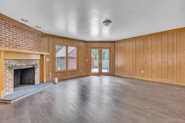 19510 Stratford Road, Detroit, MI 48221
