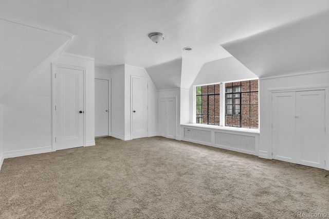 19510 Stratford Road, Detroit, MI 48221
