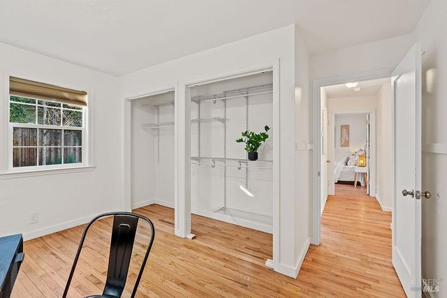 201 Triplett Dr, Cloverdale, CA 95425