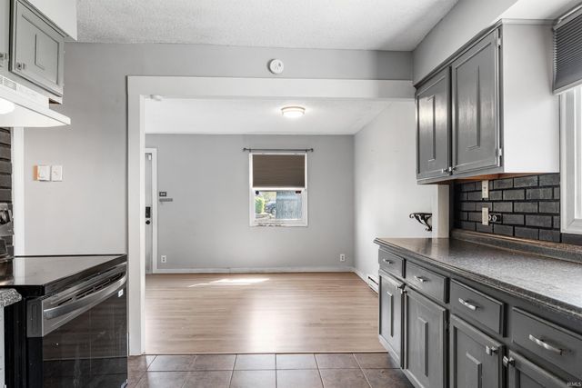 3007 Kentucky Avenue, Fort Wayne, IN 46805