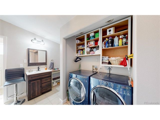 693 S 5th Ave, Brighton, CO 80601