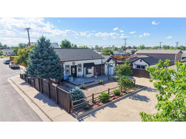 693 S 5th Ave, Brighton, CO 80601