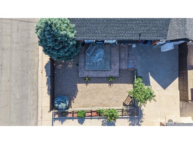 693 S 5th Ave, Brighton, CO 80601