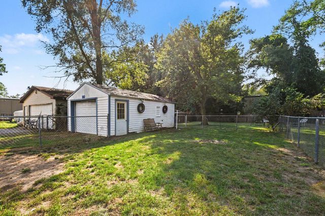 1050 S Crystal Avenue, Benton Charter Twp, MI 49022