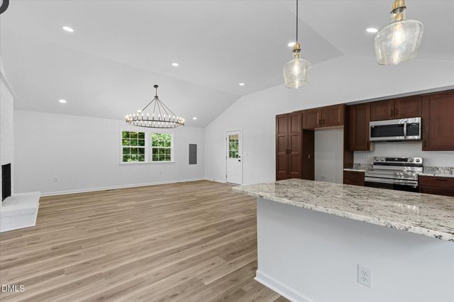 426 Fitch Drive, Mebane, NC 27302
