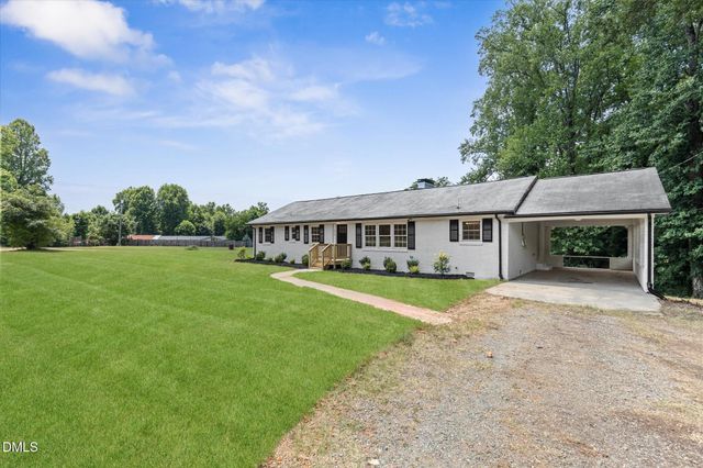 426 Fitch Drive, Mebane, NC 27302